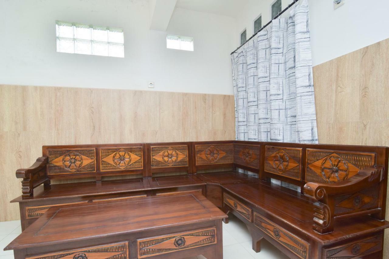Dua Putri Villa Pasuruan Eksteriør billede