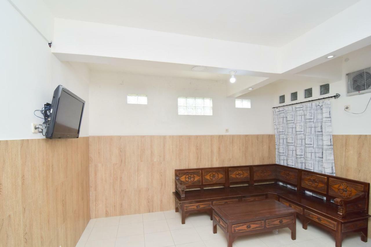 Dua Putri Villa Pasuruan Eksteriør billede
